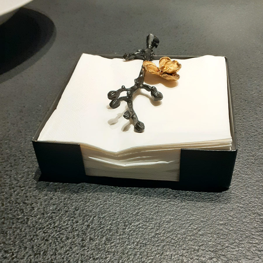 Deluxe Airlaid Square Hand Towel 1/4 Fold 40 X 40 CM