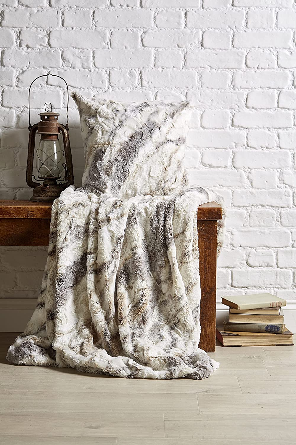 Faux Fur Marble Wolf Throws