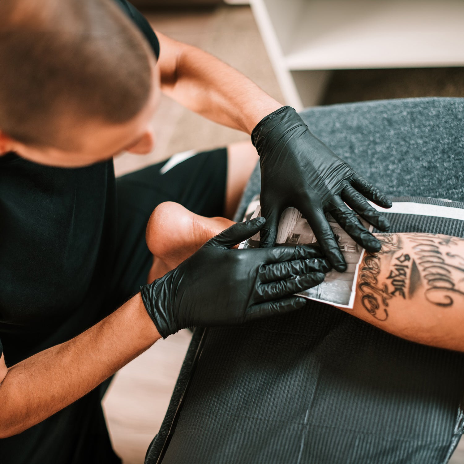 Large Black Biodegradable Powder Free Nitrile Gloves