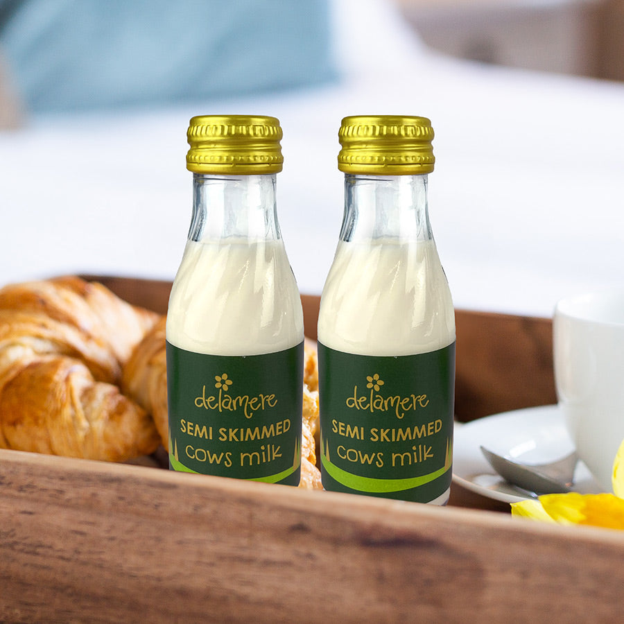 UHT Semi Skimmed Milk Glass Bottle