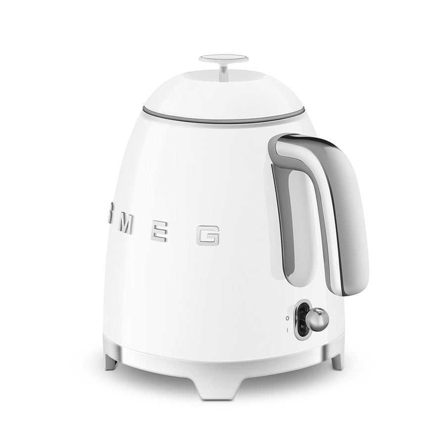 Smeg 0.8L Retro Kettle (White)