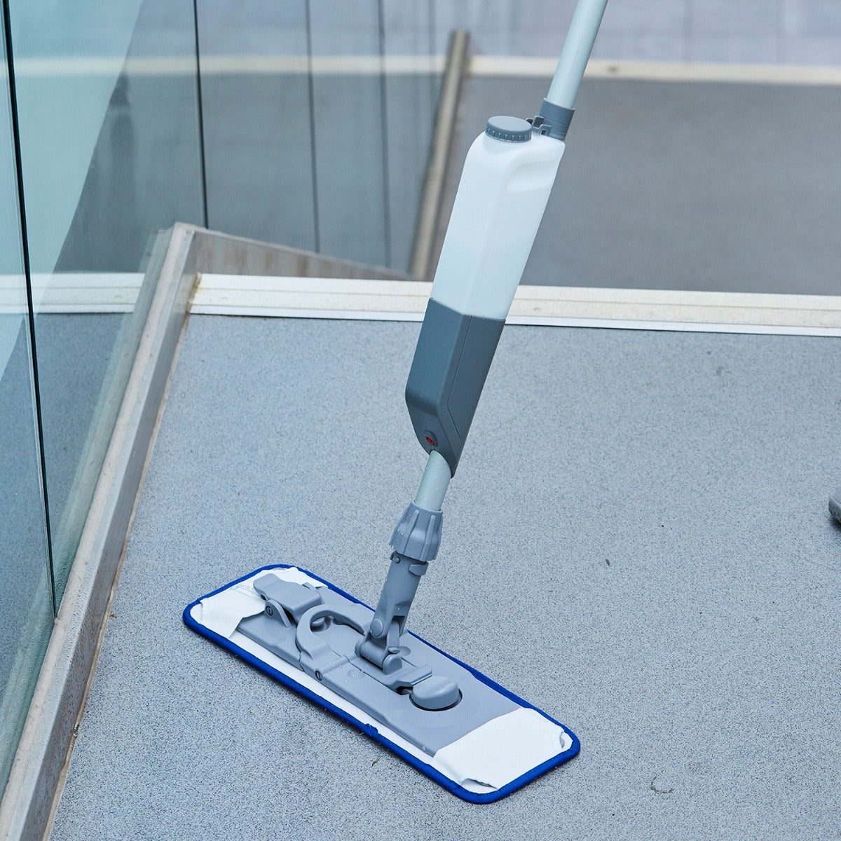 Trigger Spray Antibacterial Mop
